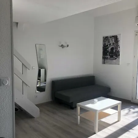 Jardin De La Robine 펜션